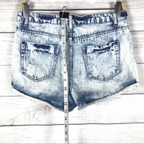 Forever 21 distressed high rise jean shorts sz 28 - Picture 7 of 8